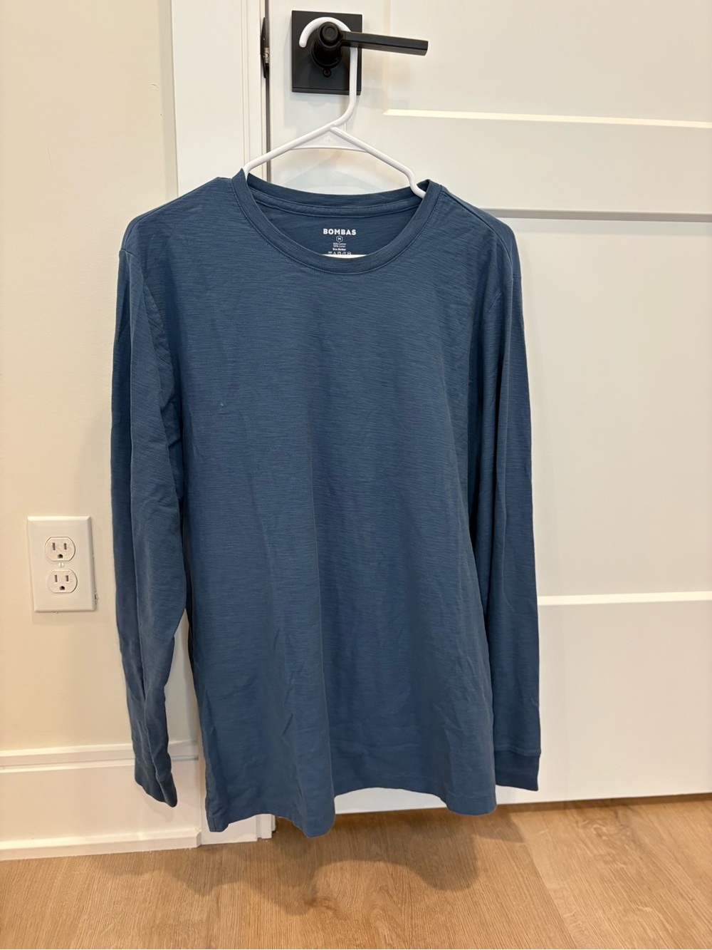 Bombas Men's Long-Sleeve Crew in Slate Blue
